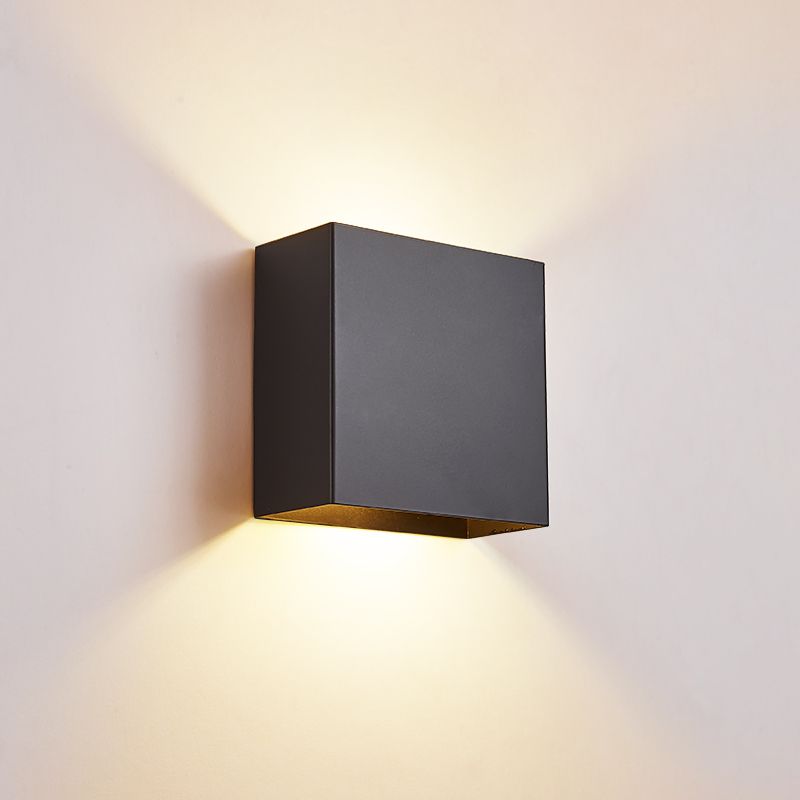 MODERNO MODERNO MOLTO MOLTO MOLTO MOLTO GEOMETRICO 2 LUCI ALLE LUCILE Rondella per soggiorno