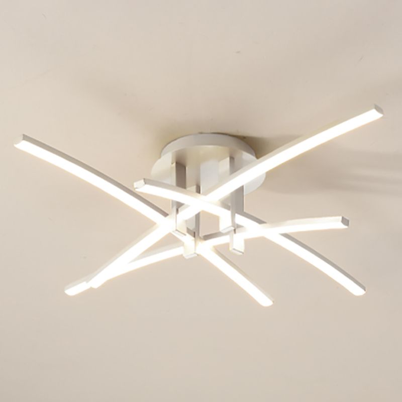 Lámpara de techo de forma lineal de estilo moderno Lámpara de techo múltiple de metal para el comedor