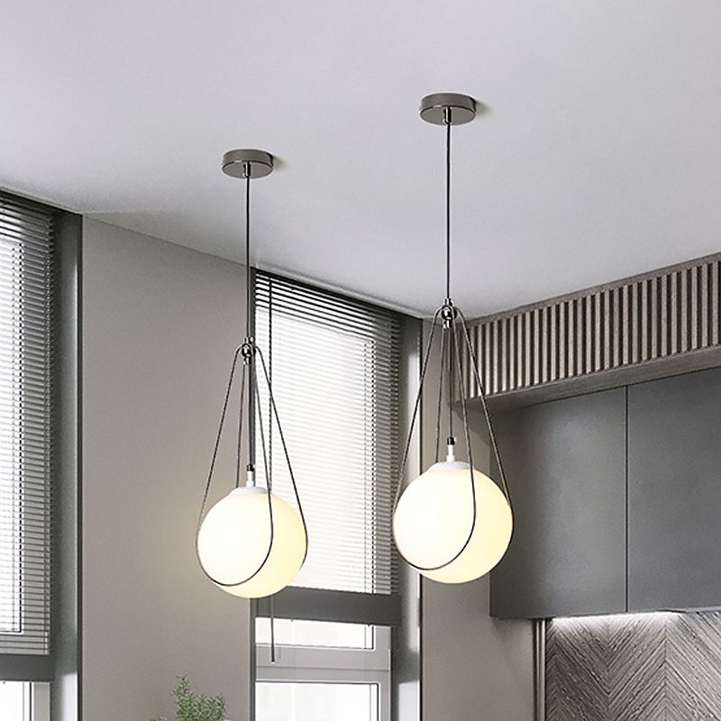 Restaurant orbe kit léger en verre blanc givré 1 tête pendante de plafond simple avec cadre en fer en larme