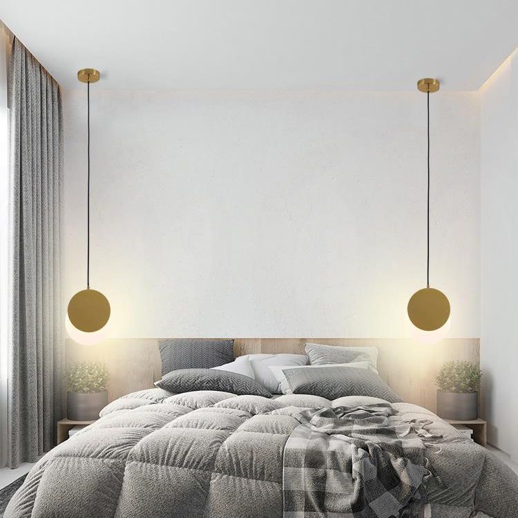 Luce a ciondolo a LED in ferro laccata nella moderna lampada appesa rotabile acrilica creativa per camera da letto