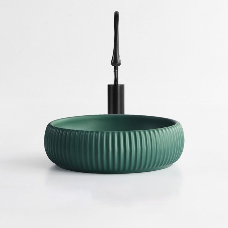 Contemporary Bathroom Sink Porcelain Round Vessel Lavatory Sink with Pop-Up Drain