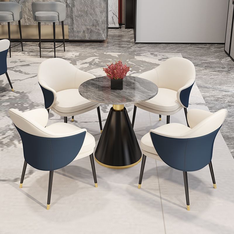 La salle à manger en métal Glam préside le fauteuil de salle à manger en cuir PU pour utilisation au restaurant