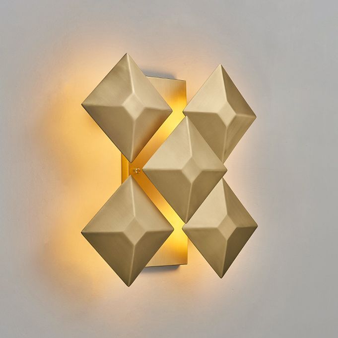 Lampada a parete geometrica in bianco/nero modernista 1/3 luci con tonalità metallica.