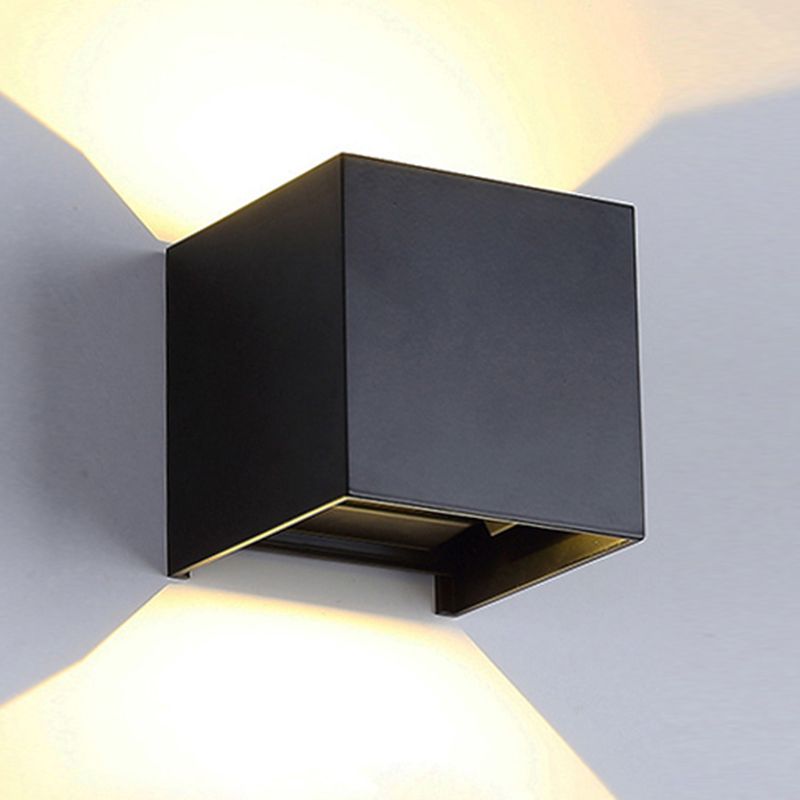 2 luces Ideas de iluminación de pared de metal de estilo de pared geométrico.