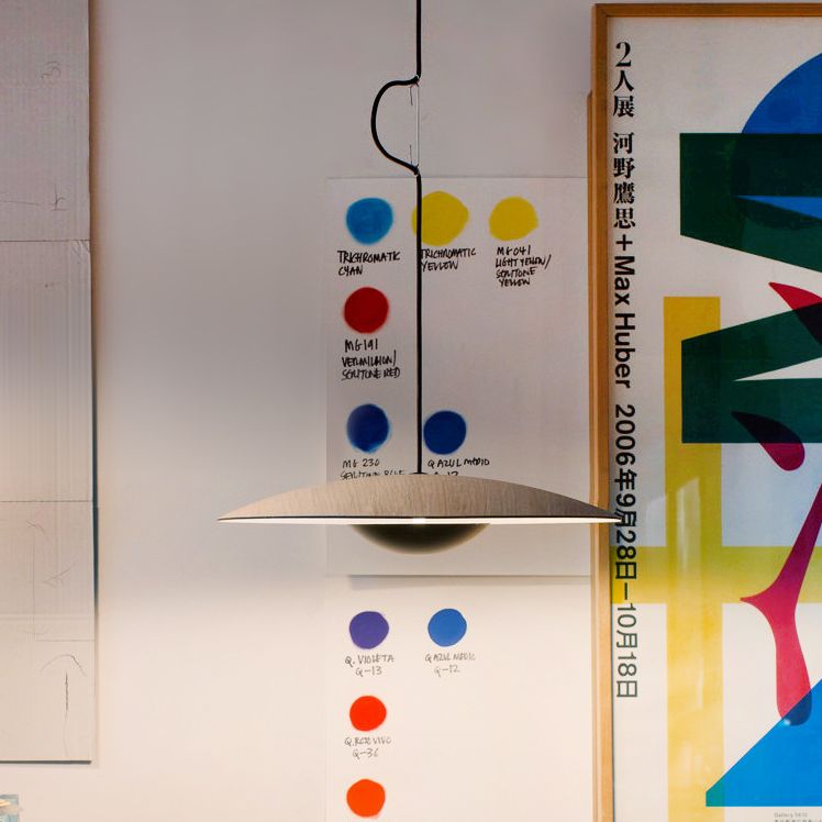 Schwarz UFO-Form Minimalismus-Stil LED Hängende hängende leichte postmoderne Metallbeleuchtung für Wohnzimmer