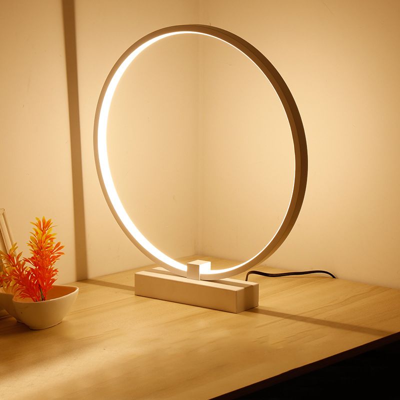 1 lichte cirkel licht licht modernisme metalen nachttafellampen voor slaapkamer in het wit