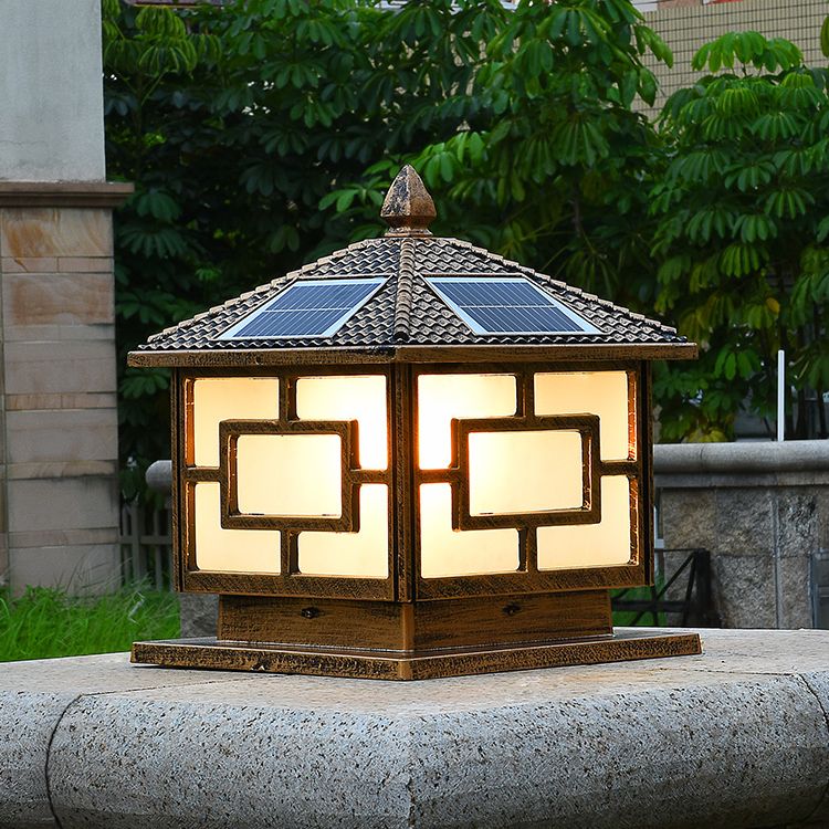 Modern Pillar Light Simple LED Solar Lighting Fixture for Garden