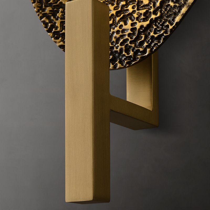 Modern Wall Mounted Light 1 Light Metal Flush Mount Wall Sconce in Gold Finish