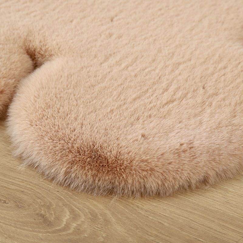Lovely Bear shaped Rug Funky Solid Shag Carpet Polypropylene Washable Carpet for Home Decoration