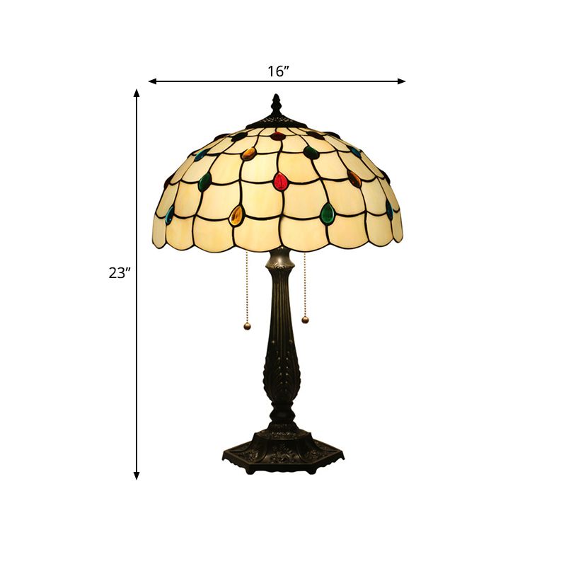 Table perlé Light Tiffany Style Treated Verre 1 Light Antique en laiton de nuit pour le chevet