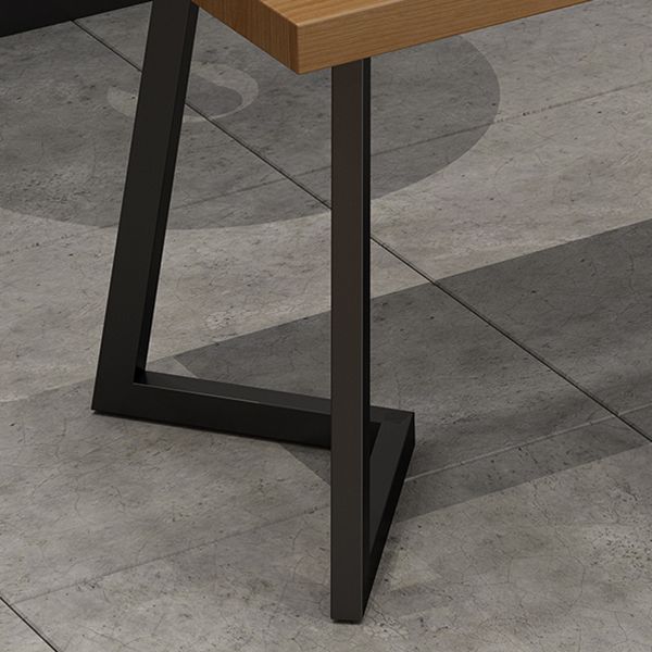 Industrial Massivholz Esstisch Brauner Tisch mit Metallbasis für Esszimmer