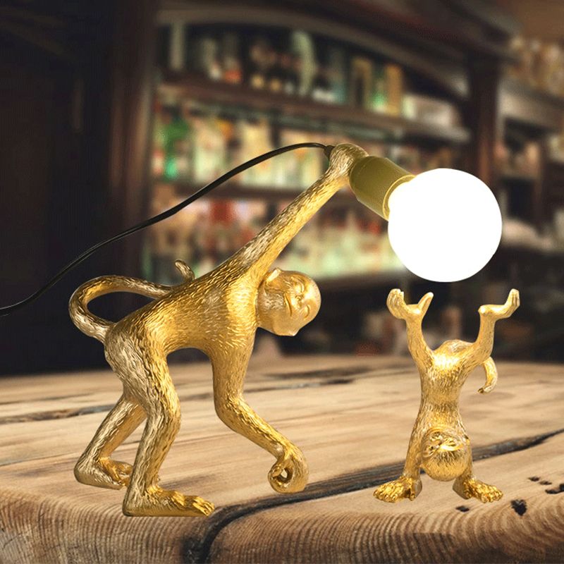 Resina Monkey Shape Night Table Light Creative 1 Bulb Gold/White/Black Lettura Lucile per camera da letto