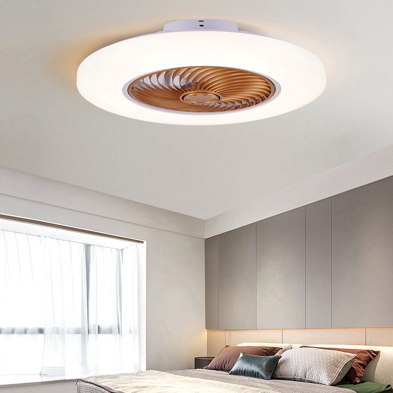 Acryl weiße LED -Deckenventilator Licht im modernen prägnanten Stil Eisen kreisförmiger Flush -Mount für Schlafzimmer