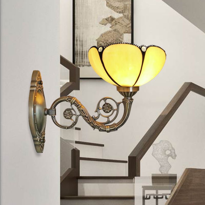 Bronze 1 Light Wall Sconce Light Baroque Beige Glass Scalloped Wall Mounted Lamp with Curved Arm