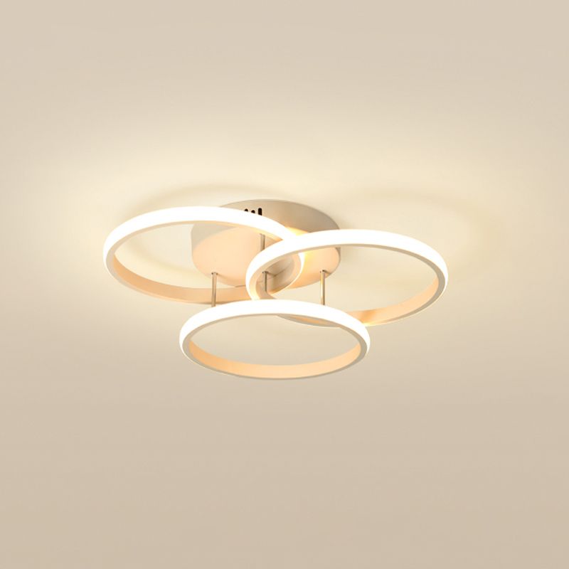 Metal Round Shade Flush Ceiling Light Modern 3-Lights Flush Mount Fixture