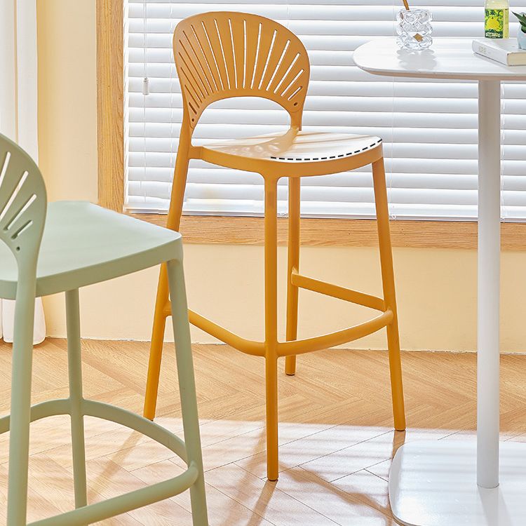 Scandinavian Matte Finish Plastic Barstool Milk Tea Shop Full Back Stool