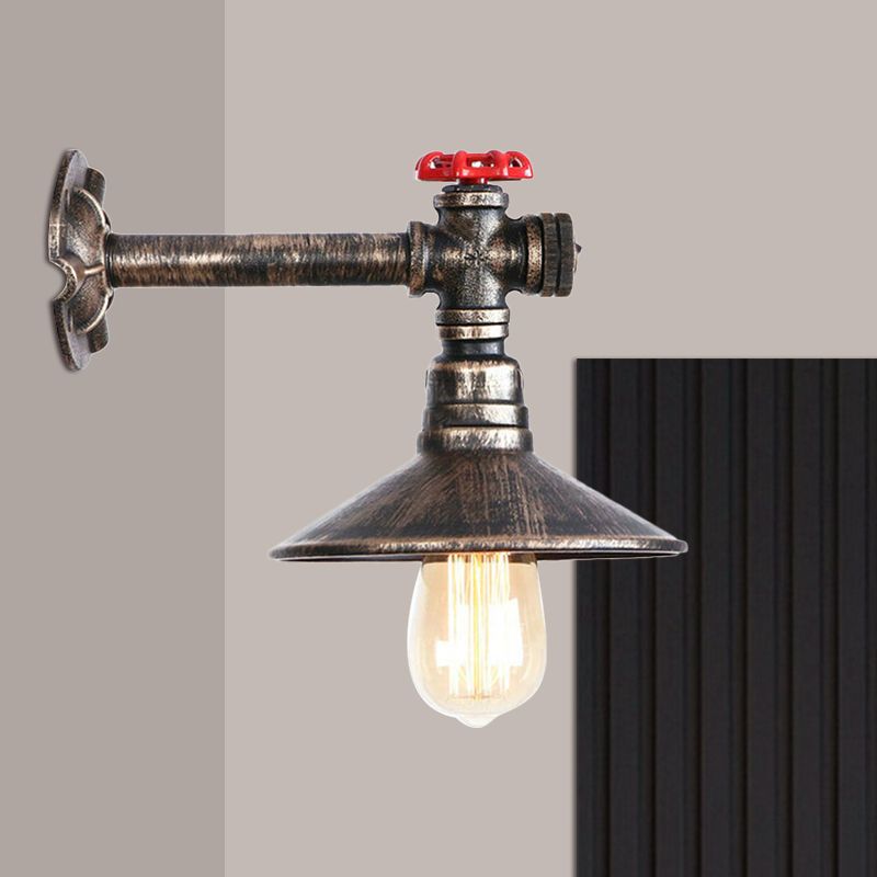Montaje de pared de bronce antiguo metálico Tubo de agua 1 bulbo Iluminación de pared de loft industrial con sombra de cono