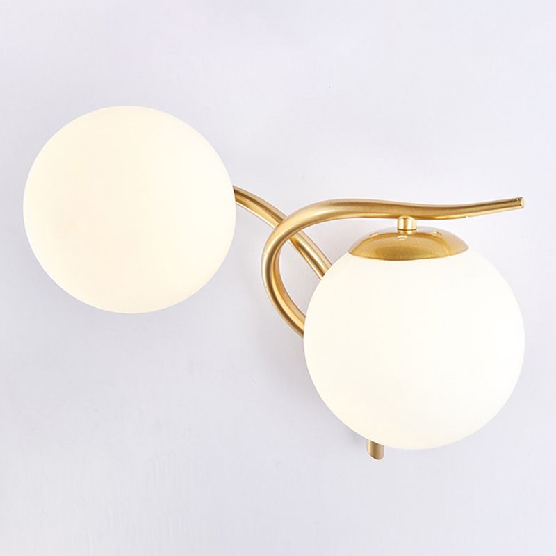 Nordic Style Iron Vanity Light Ball Shape Vanity Lamp for Living Room