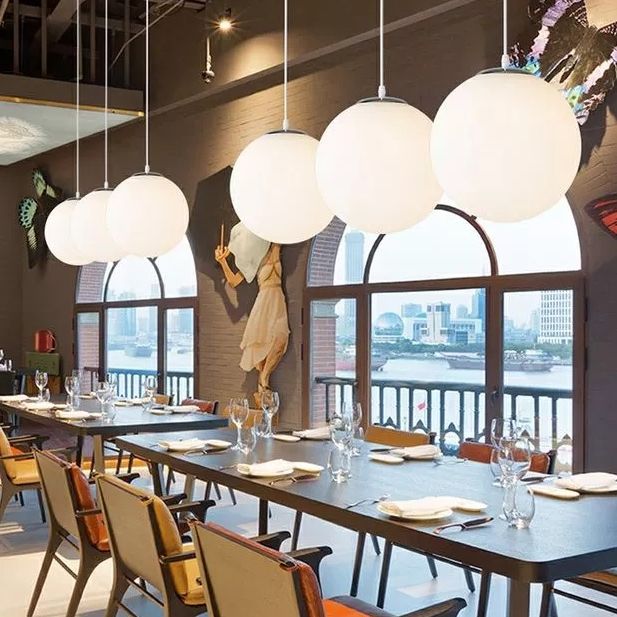 1 Iflip a pallone leggero a sfere sospesa moderna semplice sospensione per soffitto in vetro bianco per negozio di abbigliamento
