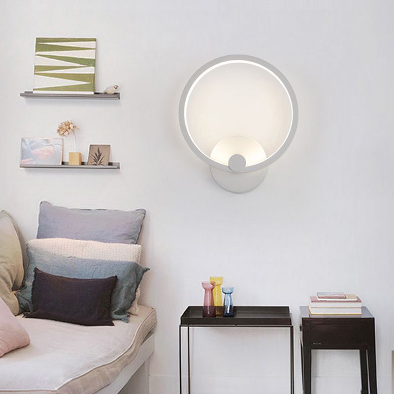 Round Shape Wall Lamp Modern Style Acrylic 1 Light Sconce in White