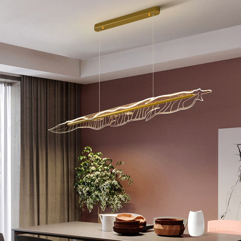 Éclairage île moderne en or