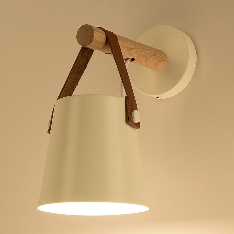 Zeitgenössische minimalistische Holzwandleuchte Ein-Bulb-Wandleuchte für Wohnzimmer