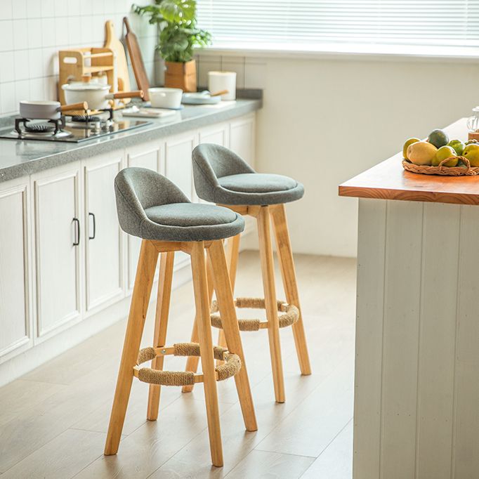 Moderner Backstreh Counterhocker Holz Kassierer Barhocker mit Kissen und Pedal