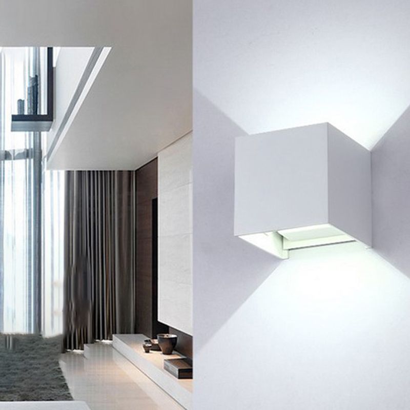 Contemporary Style Geometric Wall Lighting Metal 2 Lights Wall Light Fixture