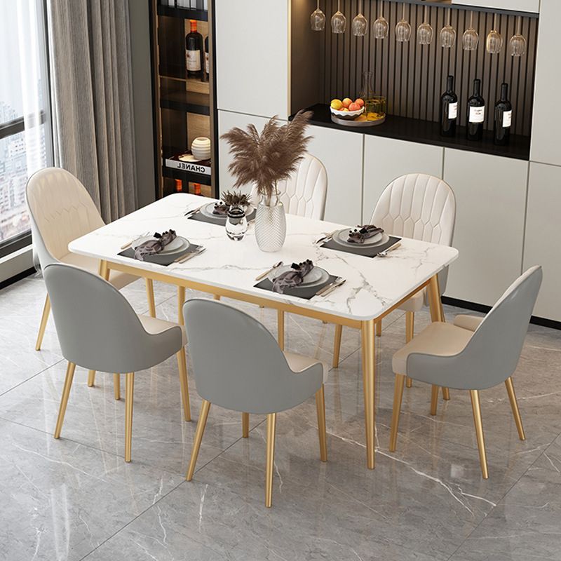 Moderne stijl gesinterde stenen eettafel met 4 gouden benen basis voor huisgebruik