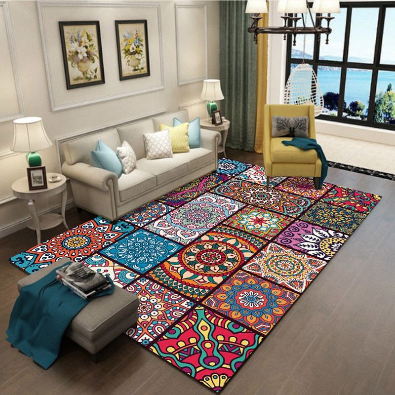 Tapis de carreaux florentins coloré le tapis de support marocain distinctif