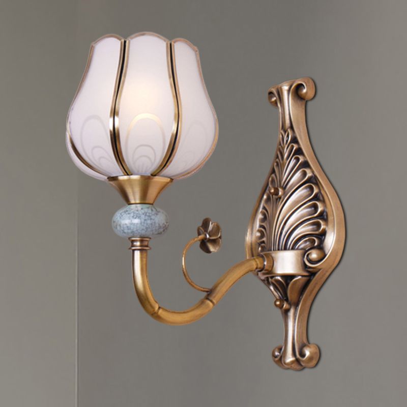 1/2-Head Bloom Wall Light Traditionalism Brass Metal Wall Sconce Lighting for Living Room
