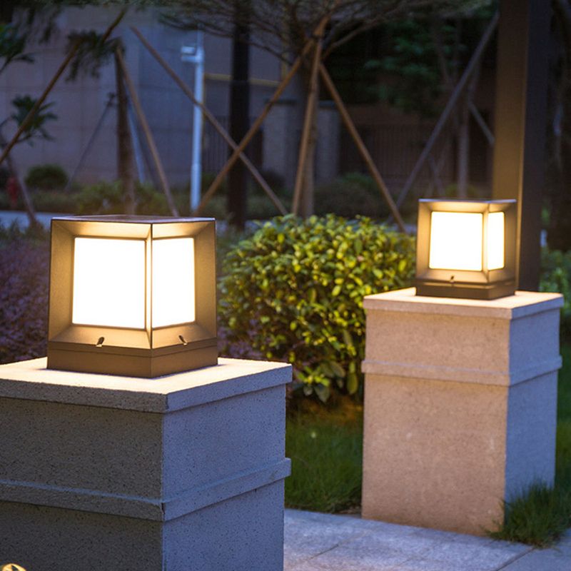 Rectangle Shape Metal Outdoor Light Modern 1 Light Solar Pillar Light in Black