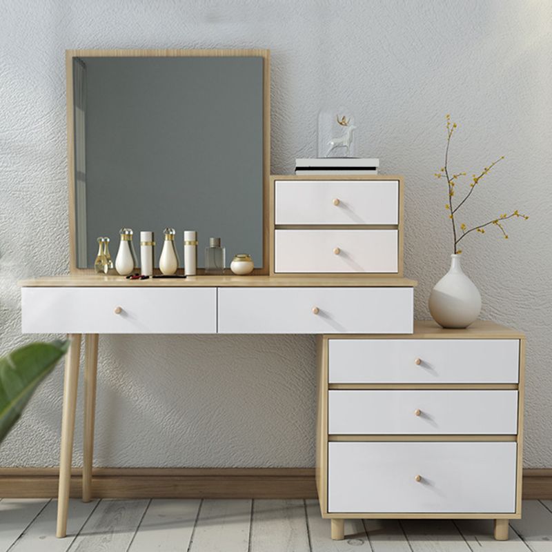 Bedroom Make-up Vanity in Natural Nordic Engineered Wood Dresser
