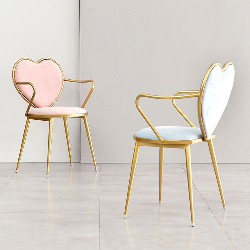 El comedor del terciopelo de Glam preside la silla de comedor del brazo del metal para el uso del restaurante