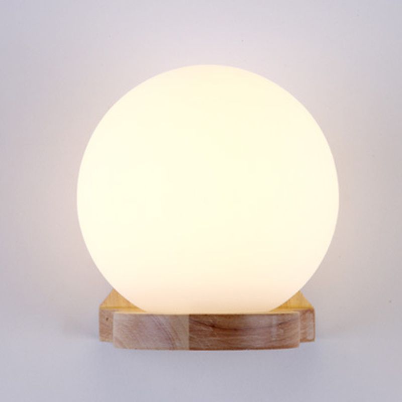 Prontoni contemporanei di vetro bianco e parete in legno una lampada montata a parete bub per soggiorno