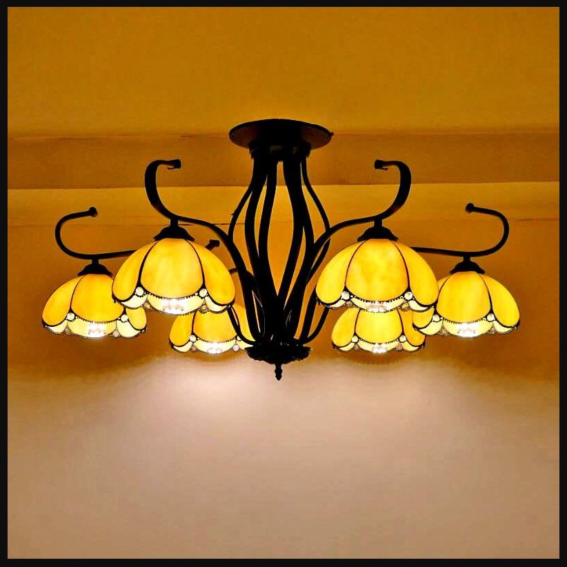 Black Scalloped Hanging Chandelier Baroque 6/8 Lumières Blanc / Jaune / Blue Glass Pendante Light Kit pour le salon