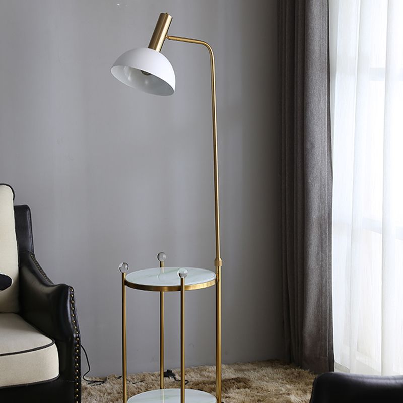 Lámpara de pie de sombra de tazón Macaron metal 1 Luz de piso de dormitorio de bulbo con bandeja de 2 capas