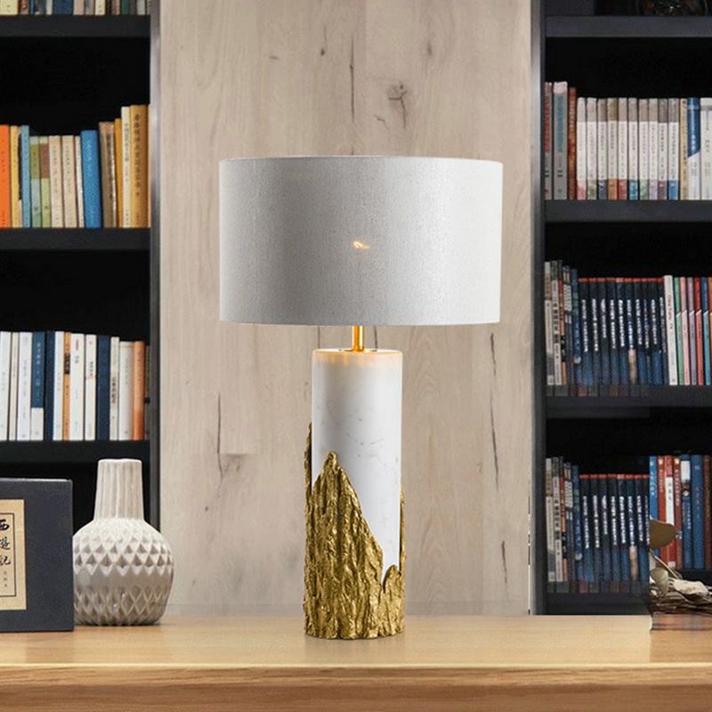 1 tâche de chevet d'éclairage modernisme lampe de table de nuit blanche avec une teinte en tissu de cylindre