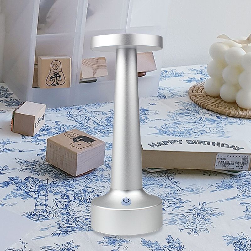 Círculo de comedor de comedor Luz de modernismo Modernismo Metálico Lámpara de escritorio LED impermeable en negro/plata/oro