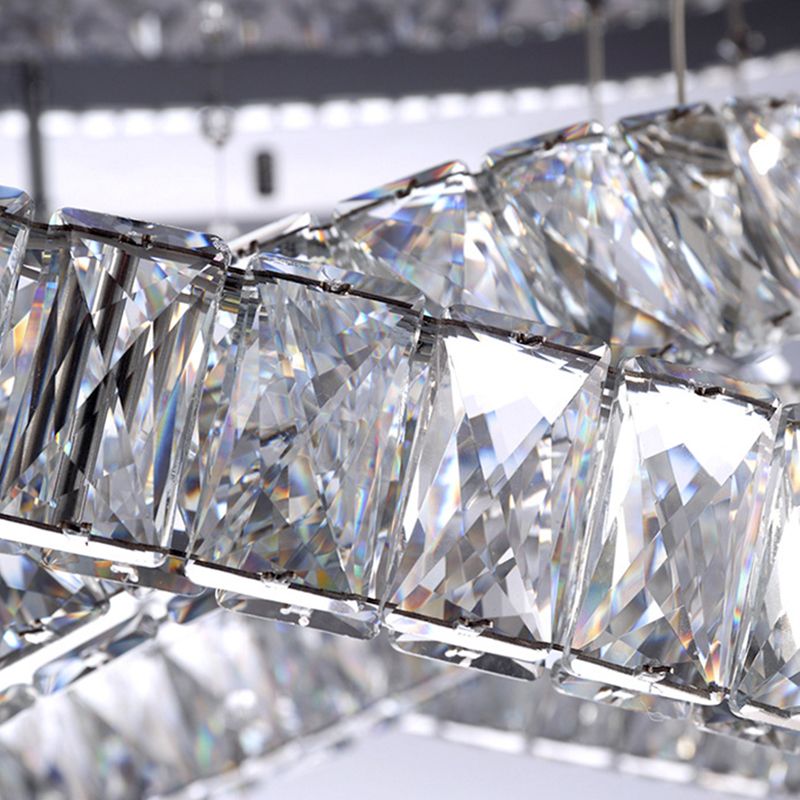 23.5“/31.5” Wide Ring Crystal Flush Mount Lamp Modern LED Living Room Ceiling Mounted Fixture in Chrome
