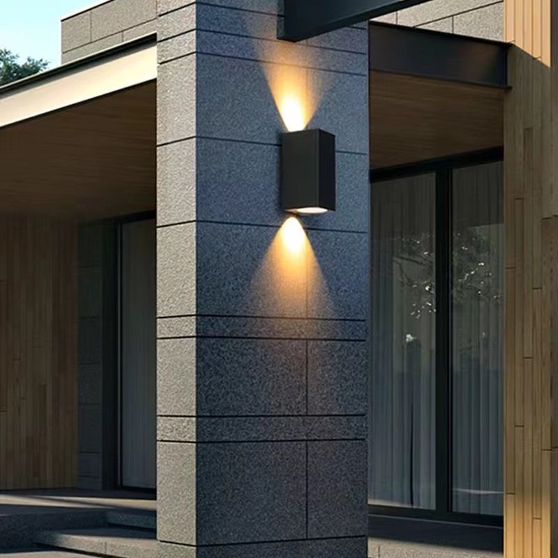 Single Contemporary Black Wall Mounted Sconce Metallic LED Wall Light