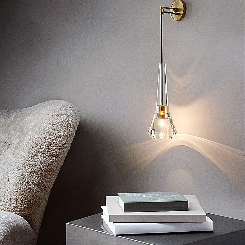 Teardrops Wall Mount Light Fixture Modern Style Crystal 1-Light Sconce Lights in Gold