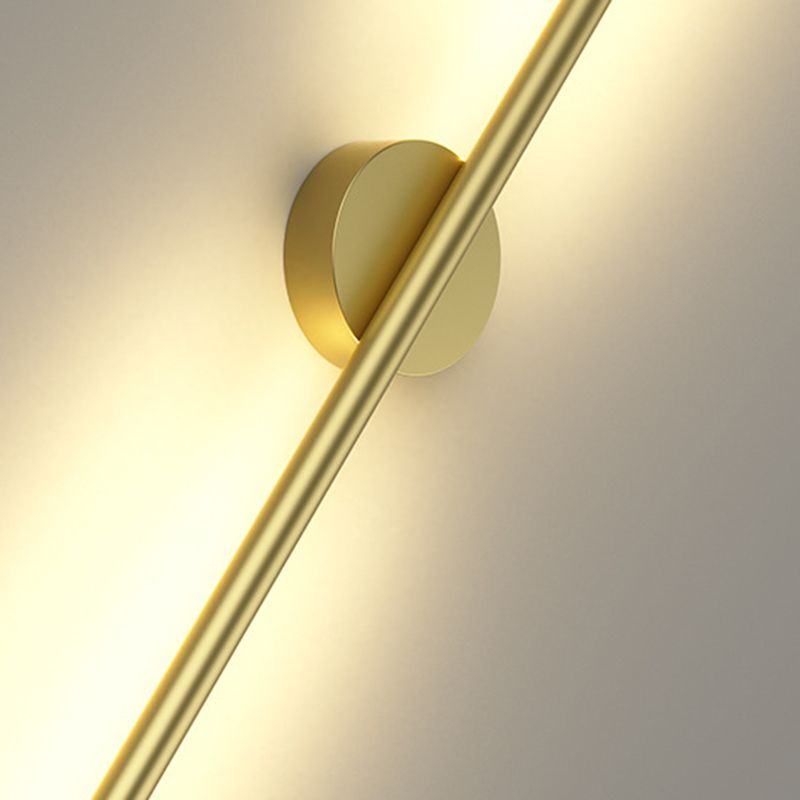 1-Light Ribbon Wall Sconce Modern Simple Style Metal Wall Lighting in Gold
