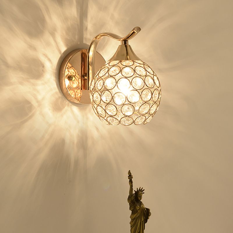 Light montata in oro minimalista in stile muro di fulmine a muro di cristallo