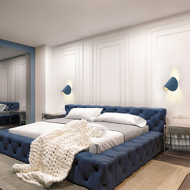 Modern Simple Iron Wall Light Arc Shape Rotatable Wall Lamp for Living Room