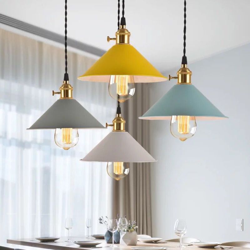 Light ombrello industriale Nordic Light Metal Macarons Colorful Macarons a 1 luci a pendente Accensione