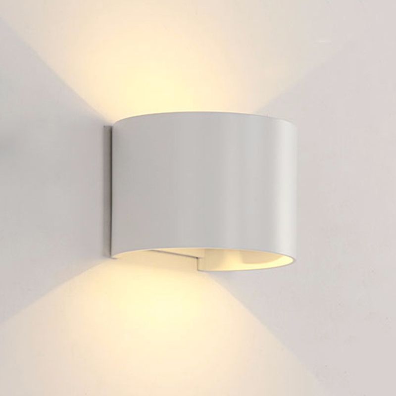 Moderne kreative LED -Wandlampenmeinung Schmiedeeisen geometrische Wandleuchten für Außenräume