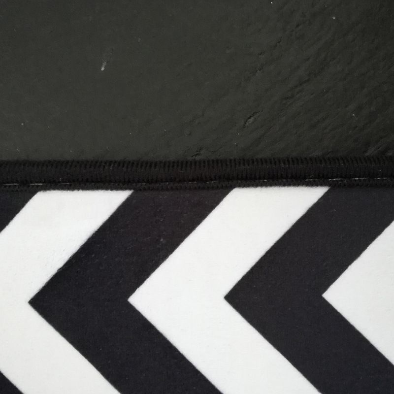 Multi Color Geometric Shapes Rug Polypropylene Contemporary Rug Pet Friendly Washable Anti-Slip Backing Rug for Living Room