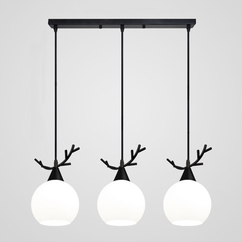 Modern Creative Creative Creative Light Lampade in ferro laccata lampada appesa con tonalità di vetro bianco