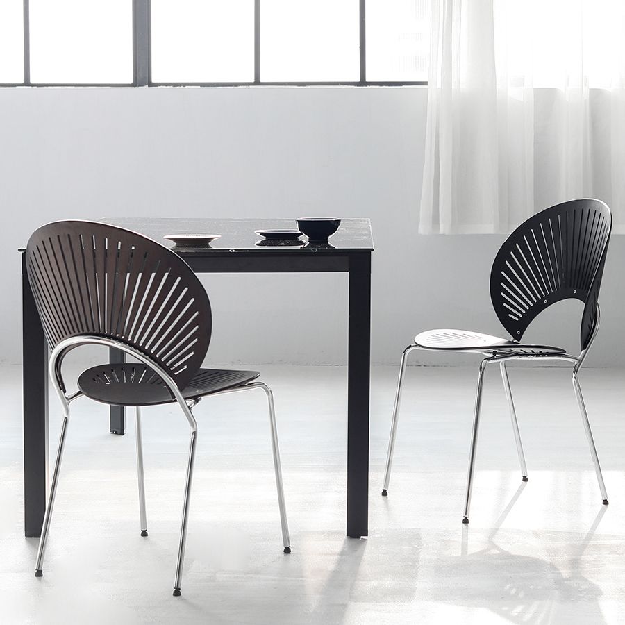 Chaise moderne en métal d'intérieur et d'extérieur, empilable, sans accoudoirs, à dossier ouvert, pour salle à manger